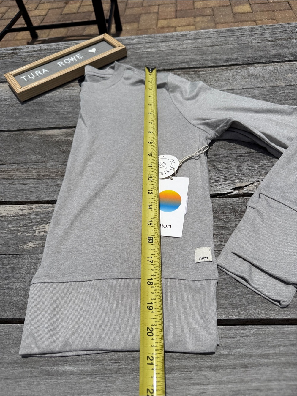VUORI Daydream Crew Long Sleeve Light Heather Grey Women's Size XS NWT - Picture 2 of 6